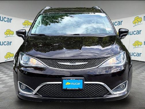 Dark Cordovan Pearlcoat 2018 Chrysler Pacifica Touring-L