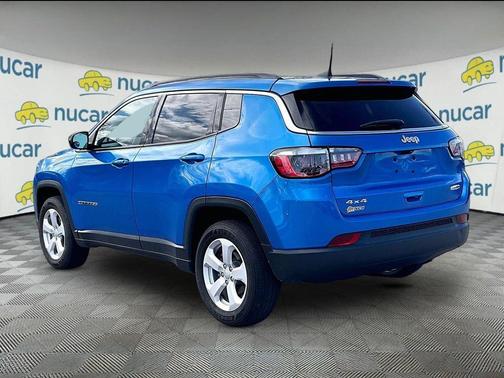 Laser Blue Pearlcoat 2022 Jeep Compass Latitude