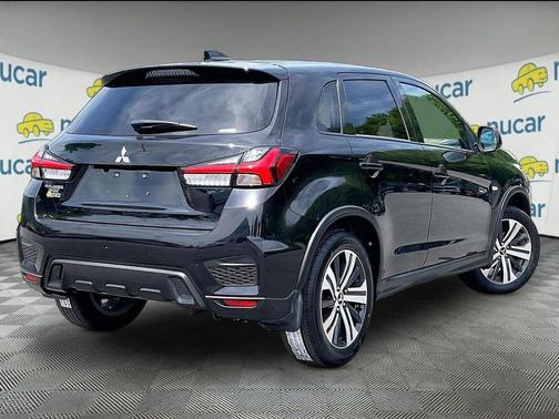 Labrador Black Pearl 2023 Mitsubishi Outlander Sport 2.0 ES