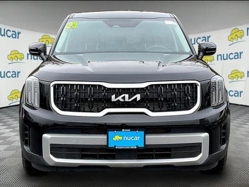 Ebony Black 2023 Kia Telluride LX