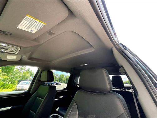 Titanium Rush Metallic 2022 GMC Sierra 1500 SLT