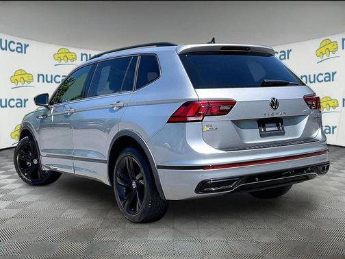 Pyrite Silver Metallic 2023 Volkswagen Tiguan 2.0T SE R-Line Black 4MOTION