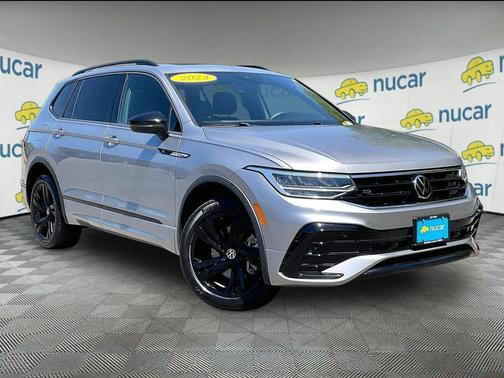 Pyrite Silver Metallic 2023 Volkswagen Tiguan 2.0T SE R-Line Black 4MOTION