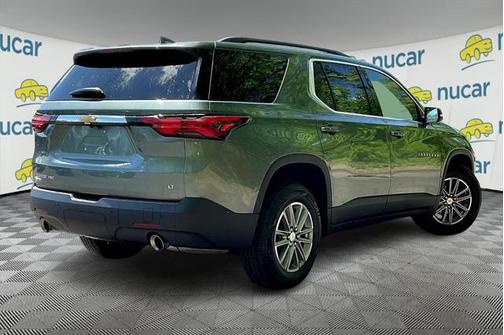 2022 Chevrolet Traverse LT Cloth