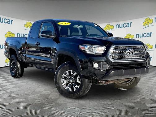 2017 Toyota Tacoma SR5