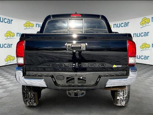 2017 Toyota Tacoma SR5