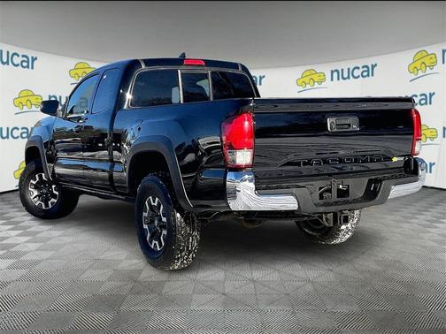 2017 Toyota Tacoma SR5