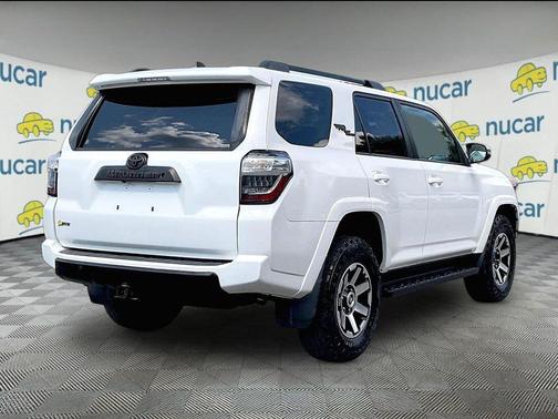 Super White 2019 Toyota 4Runner SR5