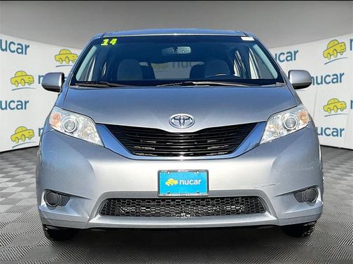 2014 Toyota Sienna LE