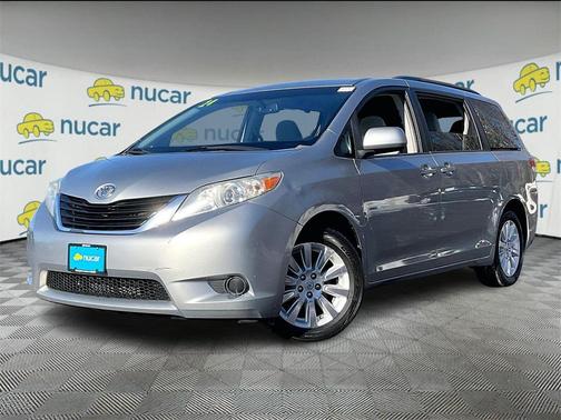 2014 Toyota Sienna LE