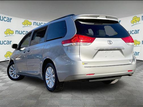 2014 Toyota Sienna LE