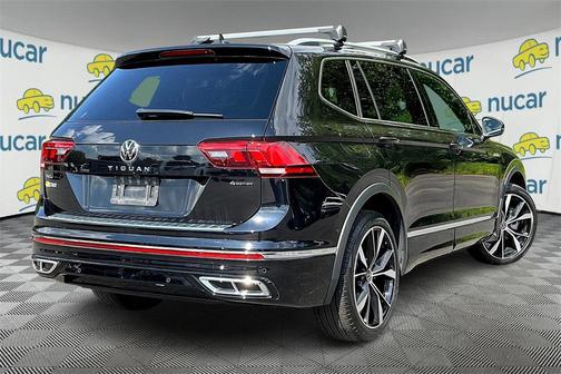 2022 Volkswagen Tiguan 2.0T SEL R-Line 4MOTION