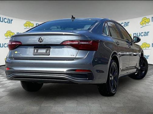 Platinum Gray Metallic 2023 Volkswagen Jetta 1.5T SE