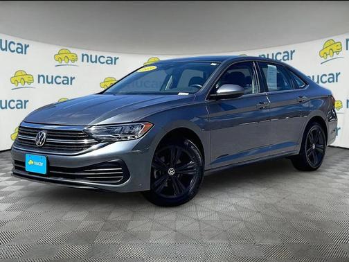 Platinum Gray Metallic 2023 Volkswagen Jetta 1.5T SE