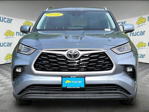 Moon Dust 2020 Toyota Highlander XLE