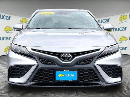 Celestial Silver Metallic 2023 Toyota Camry SE