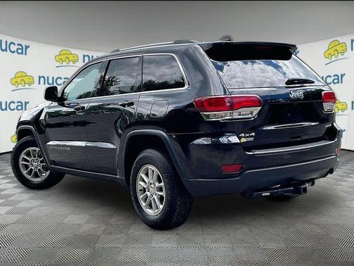 Diamond Black Crystal Pearl 2020 Jeep Grand Cherokee Laredo