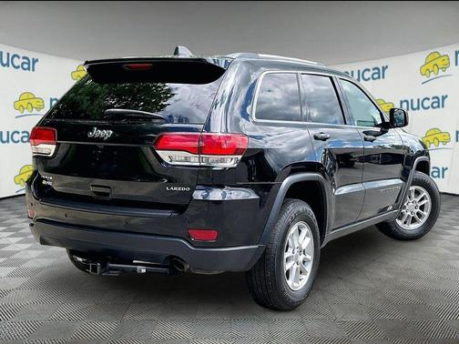 Diamond Black Crystal Pearl 2020 Jeep Grand Cherokee Laredo
