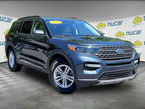 Blue 2022 Ford Explorer XLT