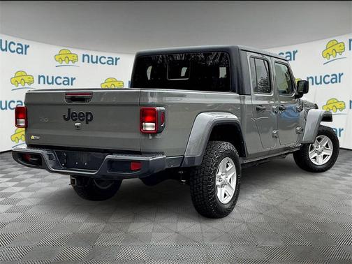 2022 Jeep Gladiator Sport S