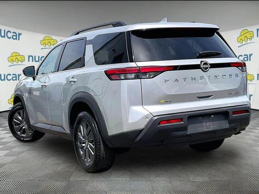 Brilliant Silver Metallic 2024 Nissan Pathfinder SV 4WD