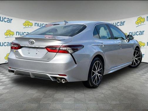 Celestial Silver Metallic 2021 Toyota Camry SE