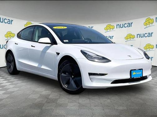 Pearl White Multi-Coat 2021 Tesla Model 3 Standard Range Plus