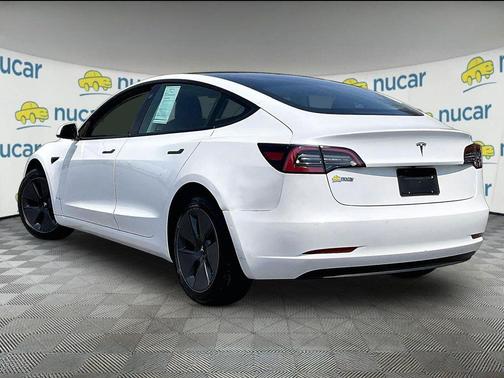 Pearl White Multi-Coat 2021 Tesla Model 3 Standard Range Plus