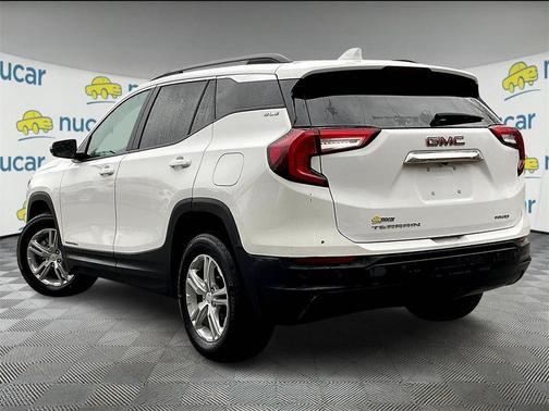 2023 GMC Terrain SLE
