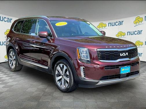 Sangria 2022 Kia Telluride EX