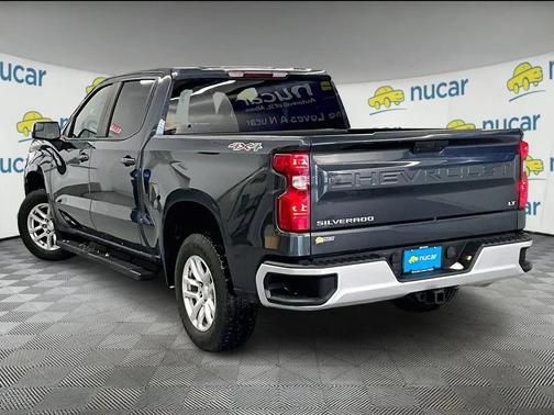 Shadow Gray Metallic 2021 Chevrolet Silverado 1500 LT