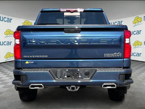 Blue Metallic 2021 Chevrolet Silverado 1500 High Country