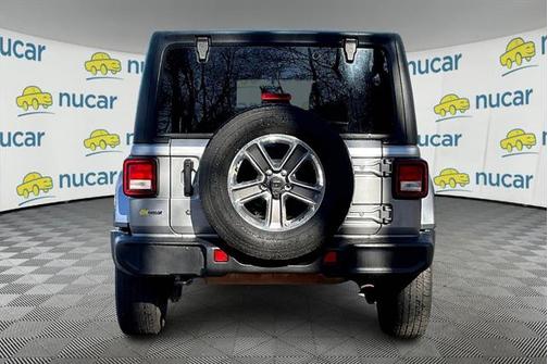 2020 Jeep Wrangler Unlimited Sahara
