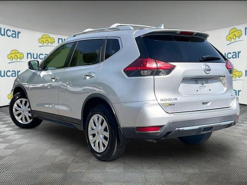 Brilliant Silver 2017 Nissan Rogue S