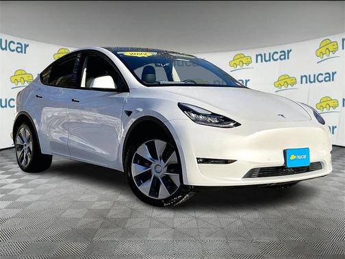 2022 Tesla Model Y Long Range Dual Motor All-Wheel Drive