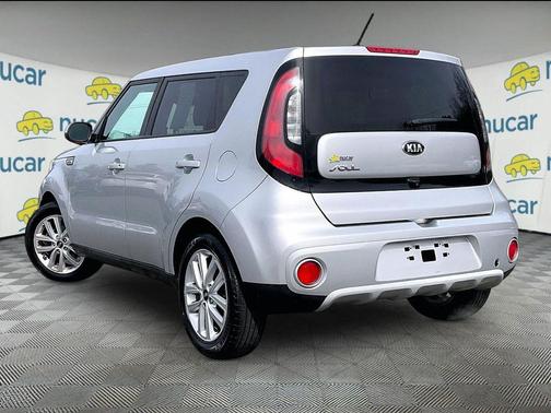 2019 Kia Soul +