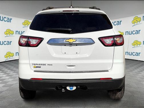 2017 Chevrolet Traverse LS