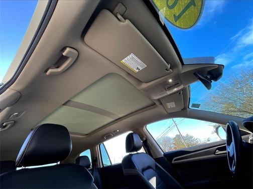 2021 Volkswagen Atlas 3.6L SEL Premium