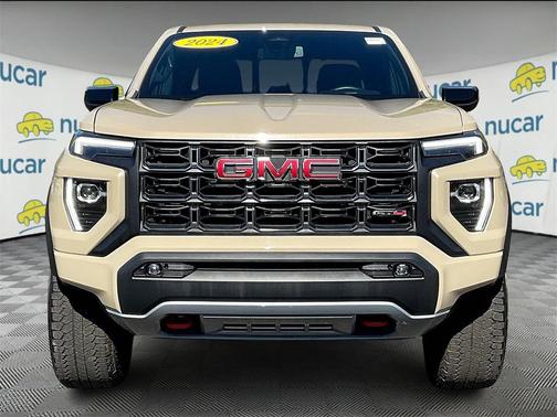 2024 GMC Canyon AT4