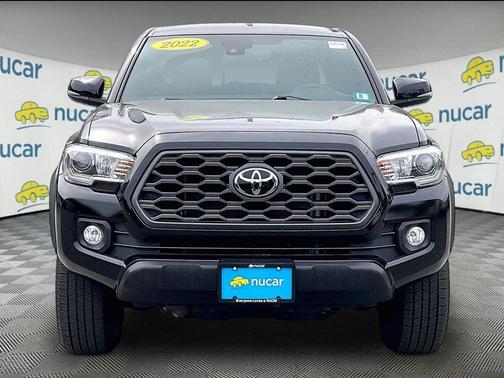 Midnight Black Metallic 2022 Toyota Tacoma TRD Pro
