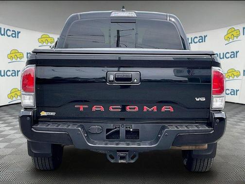 Midnight Black Metallic 2022 Toyota Tacoma TRD Pro