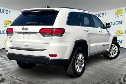 2021 Jeep Grand Cherokee Laredo