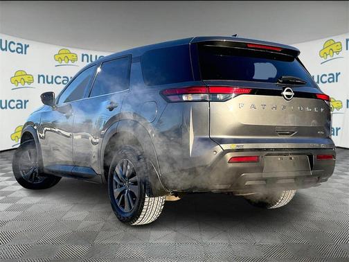 2023 Nissan Pathfinder S 4WD