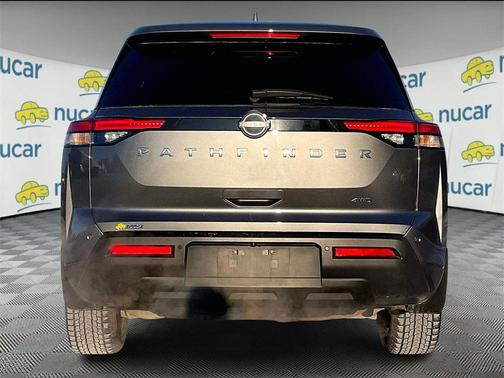 2023 Nissan Pathfinder S 4WD