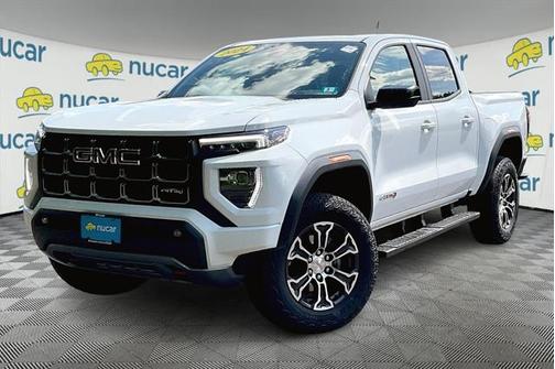 2024 GMC Canyon Base