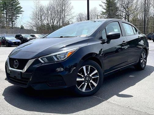 Super Black 2021 Nissan Versa 1.6 SV