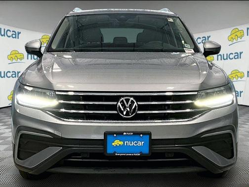 Pyrite Silver Metallic 2023 Volkswagen Tiguan 2.0T SE 4MOTION