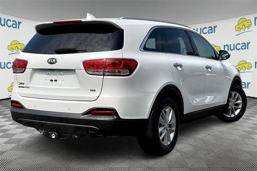 2017 Kia Sorento LX