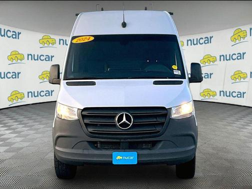 White 2024 Mercedes-Benz Sprinter 2500 Crew 170 WB