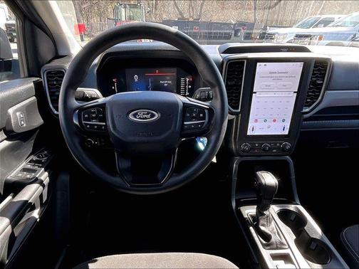 Oxford White 2025 Ford Ranger XL